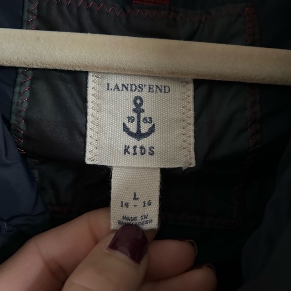 Lands end - Picture 3 of 3